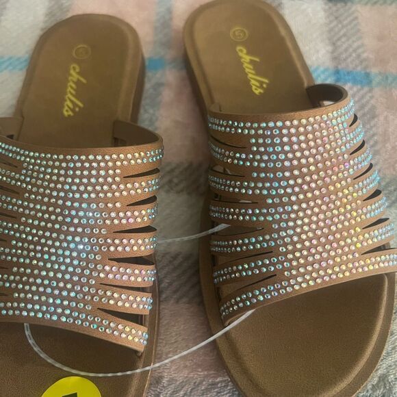 Tan Sandals with Woven Design and Cushioned Sole - Picture 3 of 5